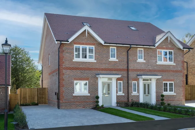 Property box 3484721 1760103898