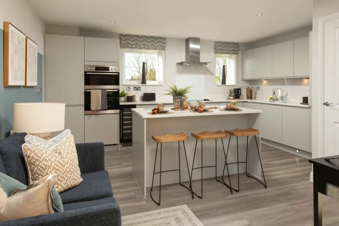 Property box 3515626 1765249257