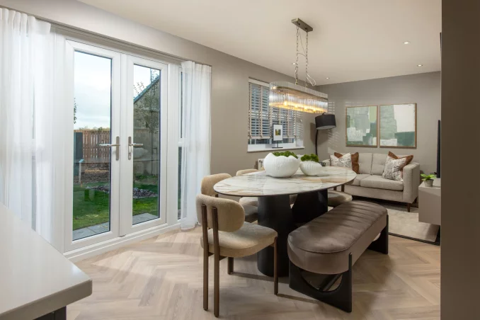 Property box 3530326 1768618987