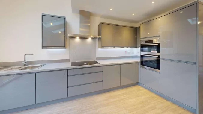 Property box 3555426 1772762520