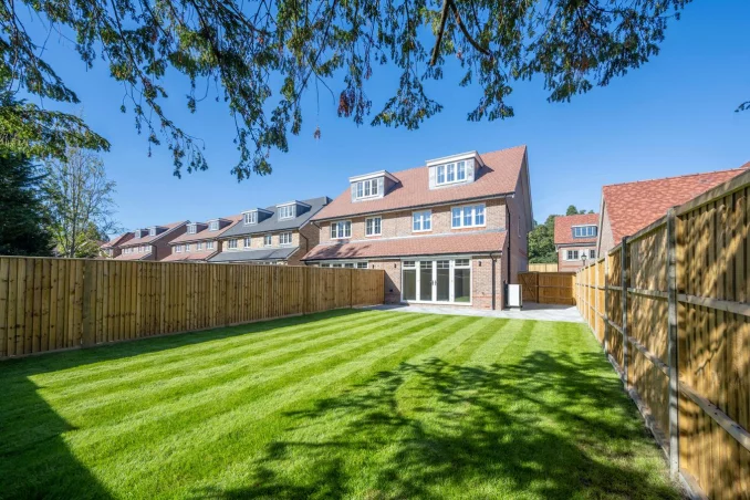 Property box 3578601 1776602929