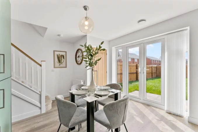 Property box 3631361 1784340083