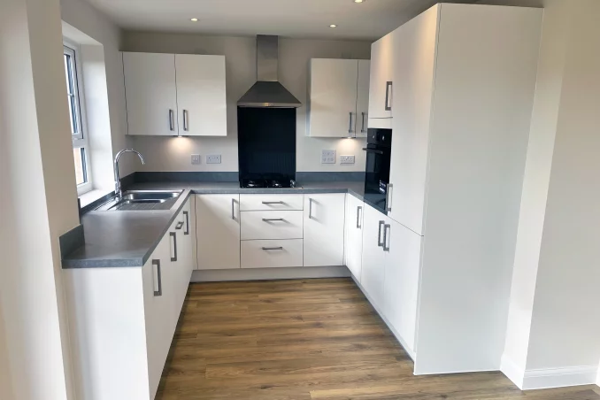 Property box 3681761 1792551810